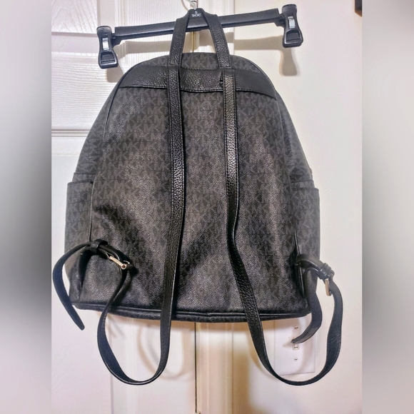 Michael kors Signature backpack purse - Picture 2 of 4